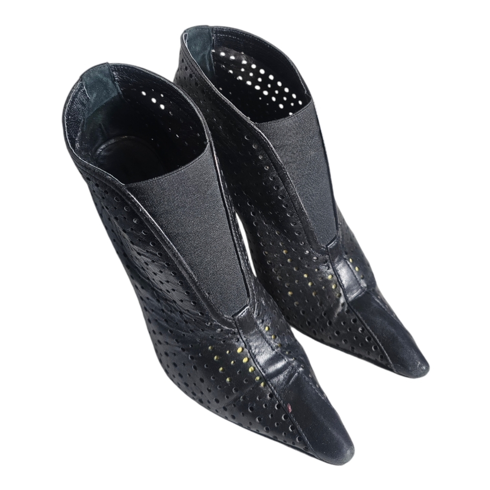 BCBG MAXAZRIA Ankle Booties Black Leather/Lace Mesh Back Italy 37 US 7B